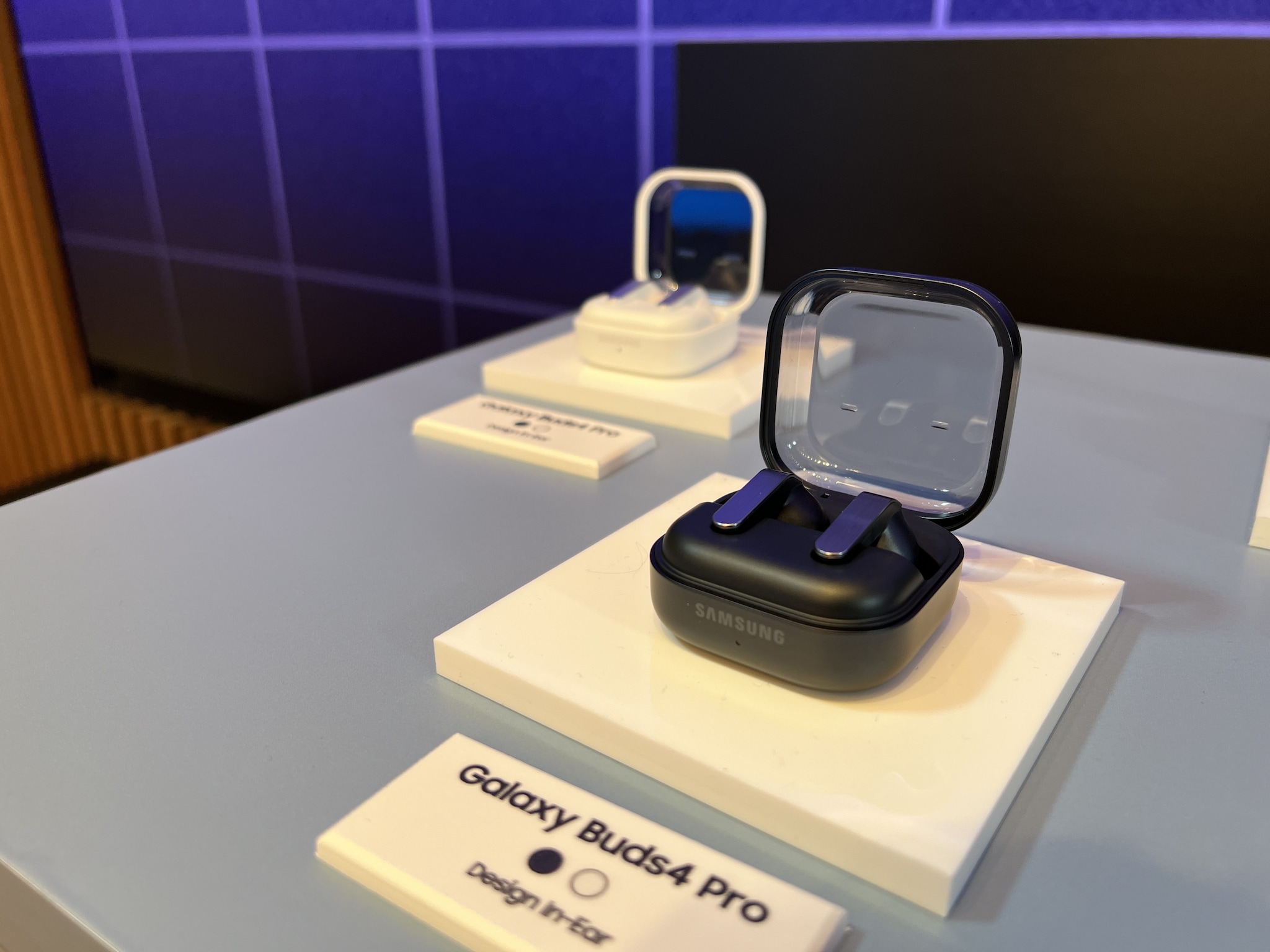 FANPAGE.IT | Le nuove Galaxy Buds4 Pro