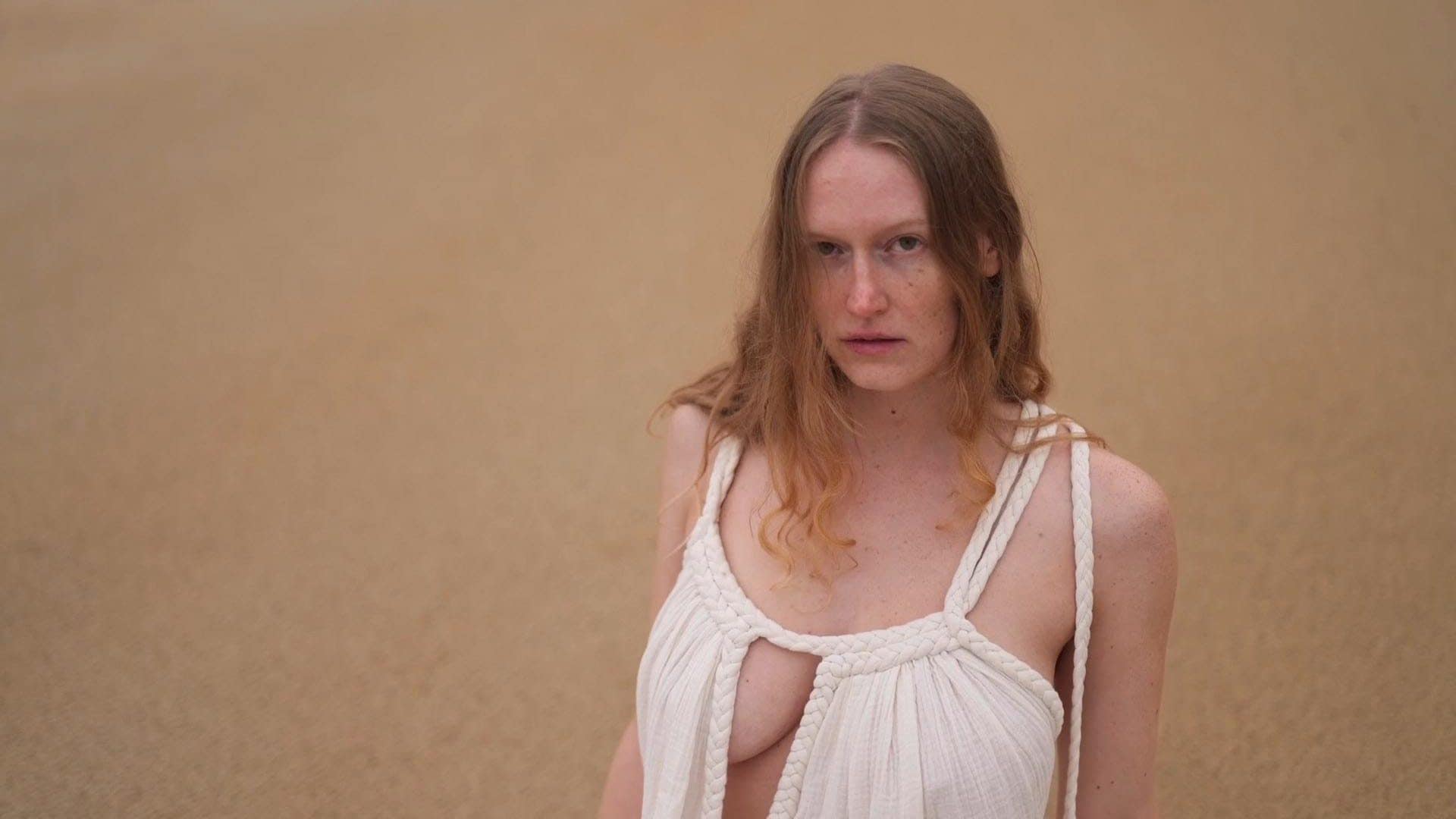 Luiza, professione OnlyFans: “Devo pagare una tassa etica sul mio lavoro: ho scelto di non farlo”