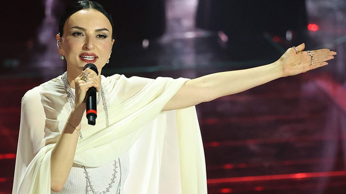 Arisa, 43 anni, Arisa, 43 anni, in gara a Sanremo 2026: negli anni ha parlato pubblicamente della tricotillomania