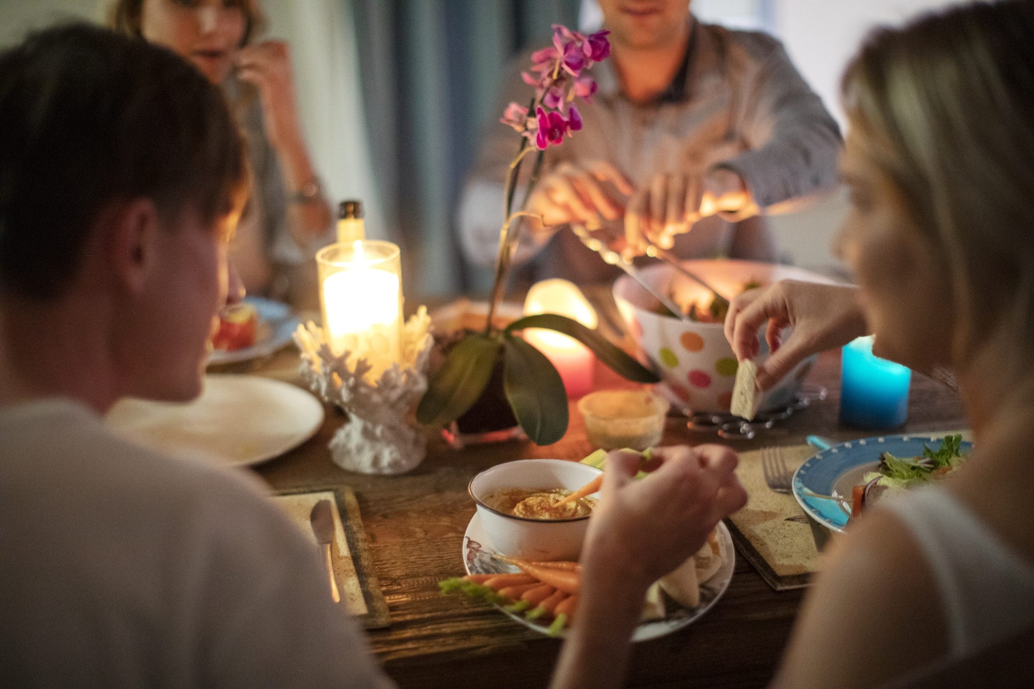 La regola delle 3 ore prima di dormire che migliora pressione e glicemia
