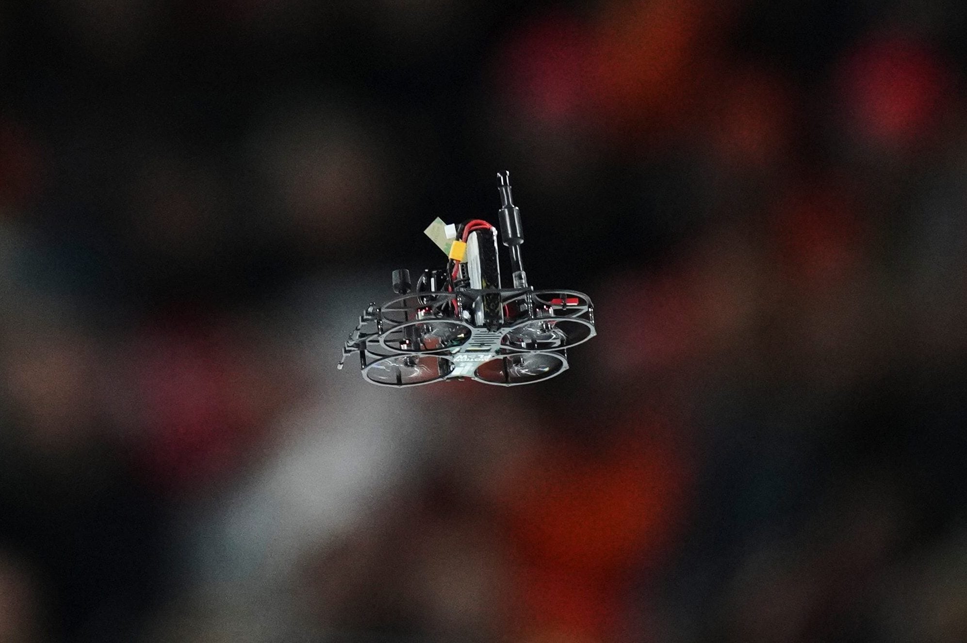 Dietro le quinte dei droni alle Olimpiadi: come fanno i piloti a seguire tutti gli atleti