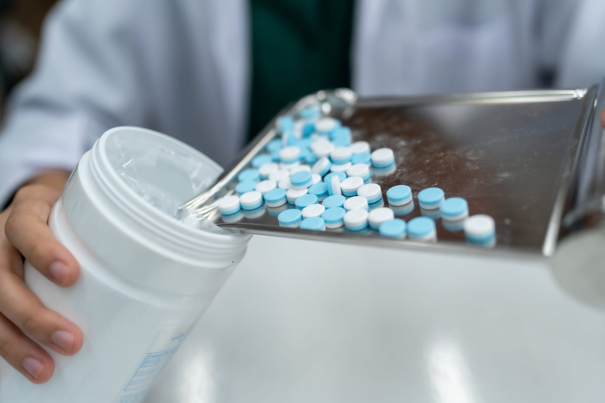 Cos’è il levamisolo, in quali farmaci si trova e per cosa si usa il medicinale ritirato dall'EMA