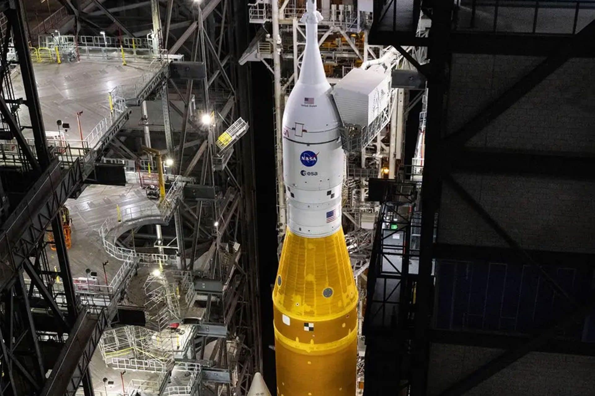 La NASA rimanda il ritorno sulla Luna: Artemis III sarà un test, sbarco con Artemis IV nel 2028