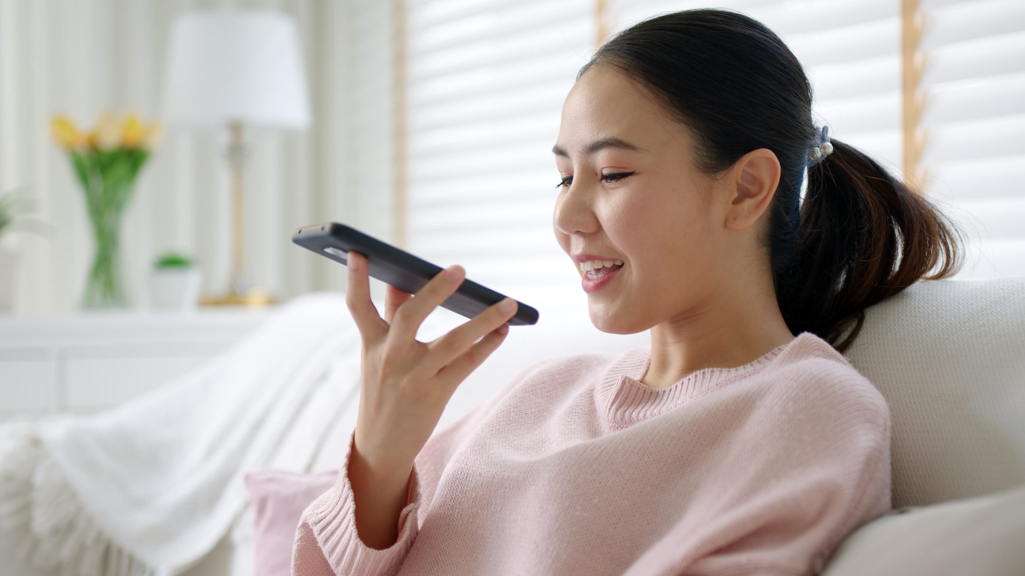 Sempre più donne cinesi preferiscono innamorarsi dei fidanzati creati dall'IA: il trend che preoccupa Pechino