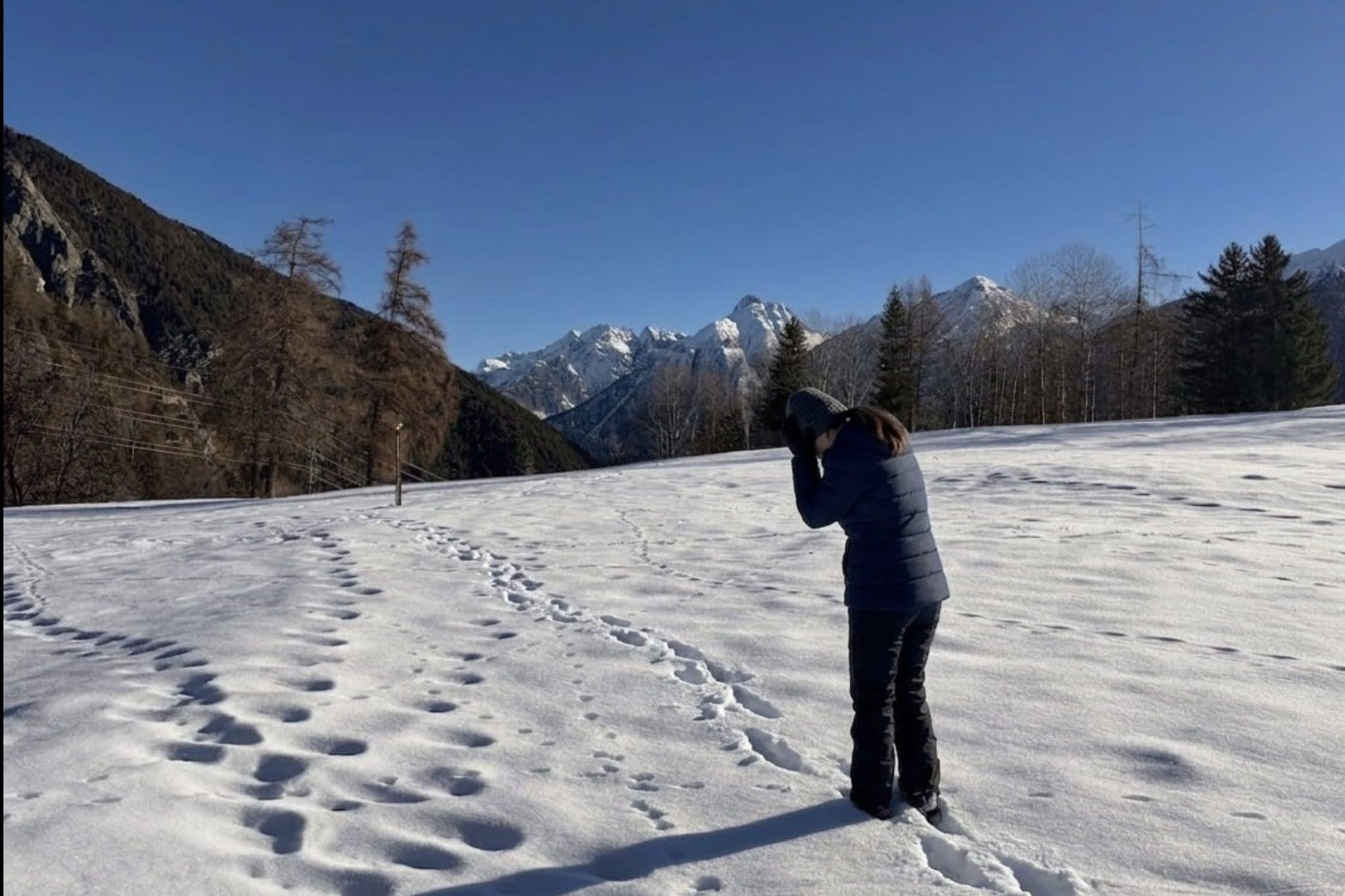 La farsa del divorzio alpino: il caso mediatico delle fidanzate lasciate in mezzo alle montagne