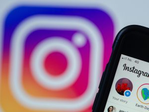 Instagram sta testando una versione Plus a pagamento: si potranno visualizzare le Storie di nascosto