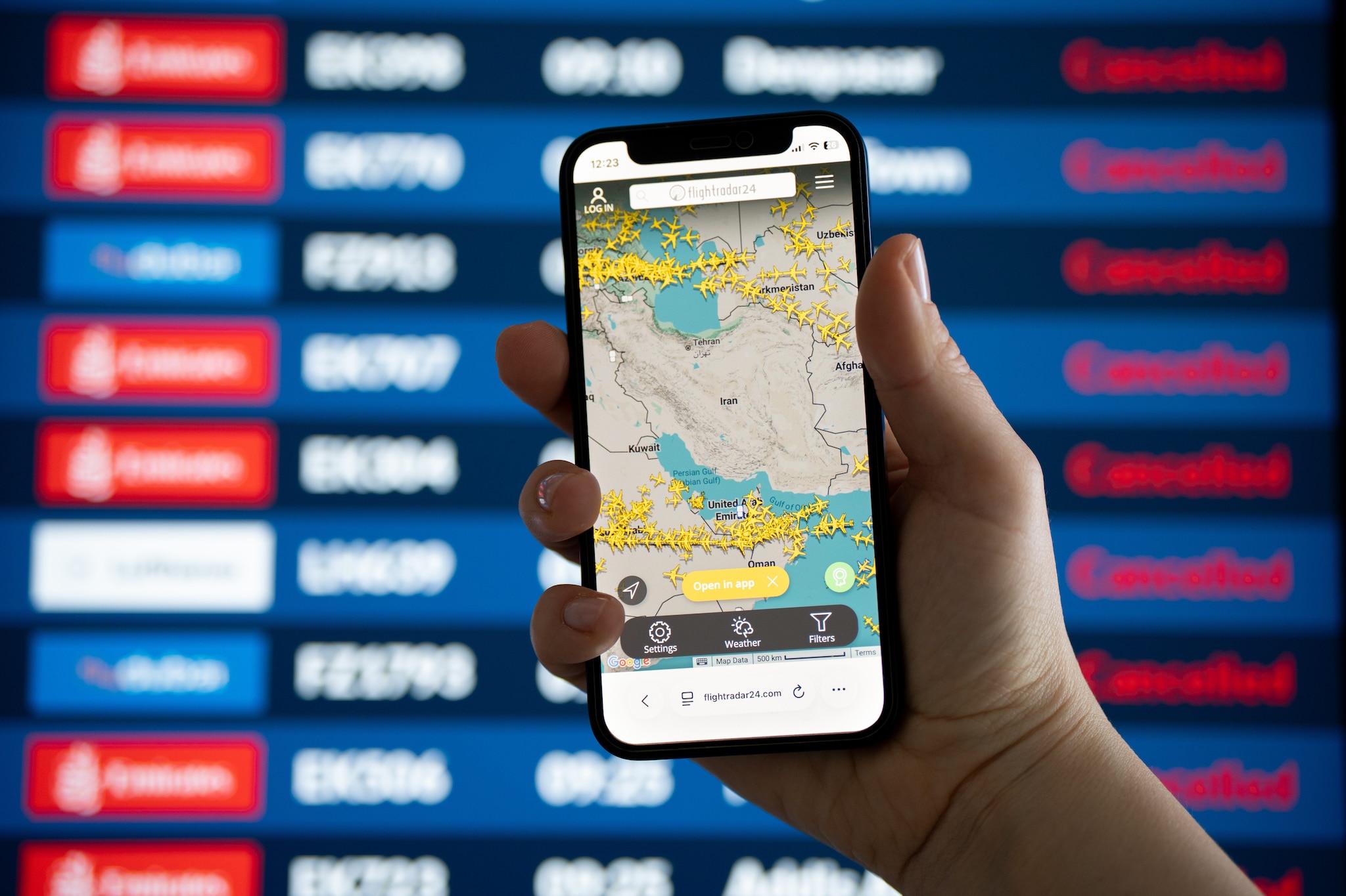 I rischi dei voli in Medio Oriente non sono solo i missili, il pilota: "Troppo alti per essere colpiti"