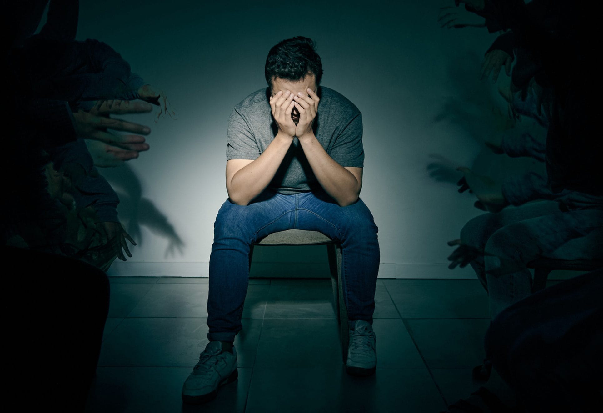 I chatbot possono alimentare i deliri? L'allarme degli psichiatri su Lancet: così l'IA amplifica le psicosi