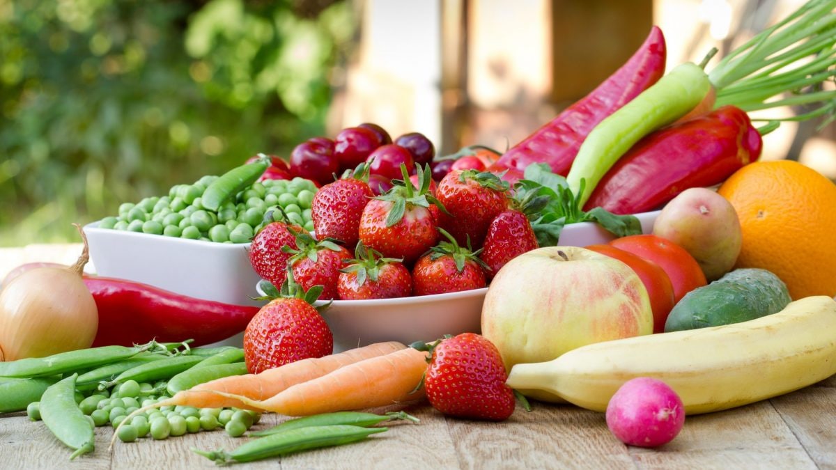 Fragole e altri prodotti ortofrutticoli sono tra gli alimenti analizzati in uno studio che ha esaminato il rapporto tra dieta ed esposizione ai pesticidi.