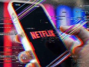 Movimento Consumatori diffida Netflix: “Clausole illegittime del contratto per non rispettare la sentenza”