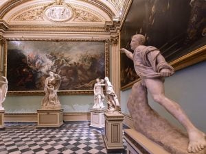 Gli Uffizi smentiscono l’attacco informatico: “Nessun furto, le opere in banca per lavori di manutenzione”