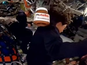 L’equipaggio di Artemis II commenta la Nutella fluttuante: “Nello spazio spesso i sapori sono un po’ diversi”