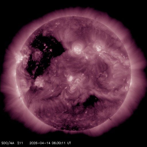 L’immagine completa del buco coronale. Credit: NASA/SDO/AIA