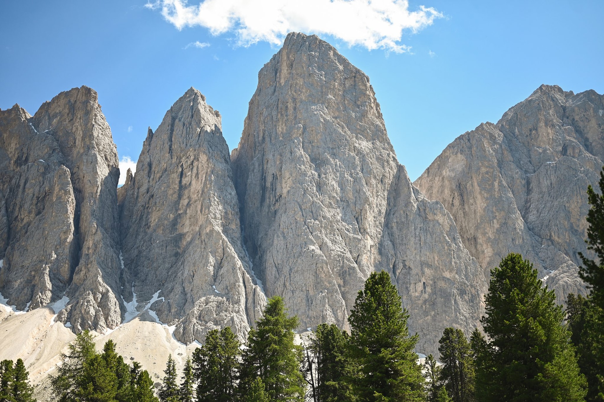 Dolomiti, su Science uno studio rivela come si forma la dolomite: risolto un problema di 200 anni