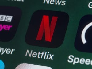 Netflix, come chiedere il rimborso per gli abbonamenti: la procedura per avere fino a 500 euro