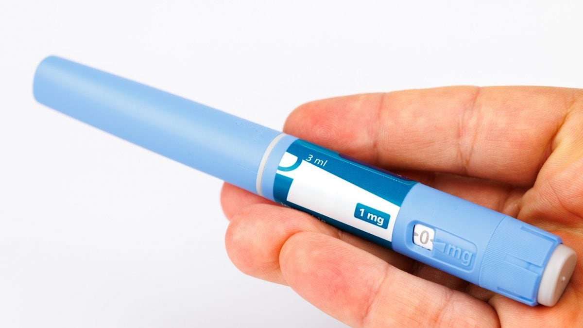 Penna per iniezione di semaglutide, agonista del recettore GLP–1 utilizzato nel diabete di tipo 2 e per la perdita di peso. Secondo un nuovo studio, una condizione nota come resistenza al GLP–1 potrebbe influenzare l’efficacia del farmaco in alcuni pazienti.