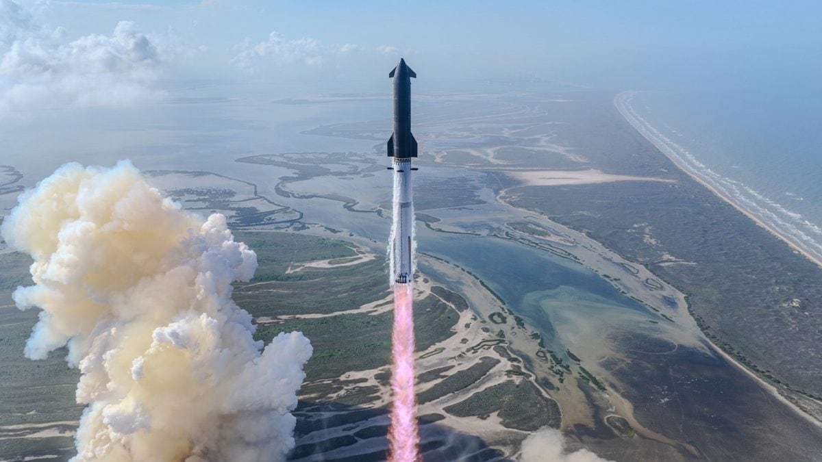 La nuova Starship V3 durante il decollo dalla Starbase di Boca Chica nel 12° test di volo. Fonte: SpaceX