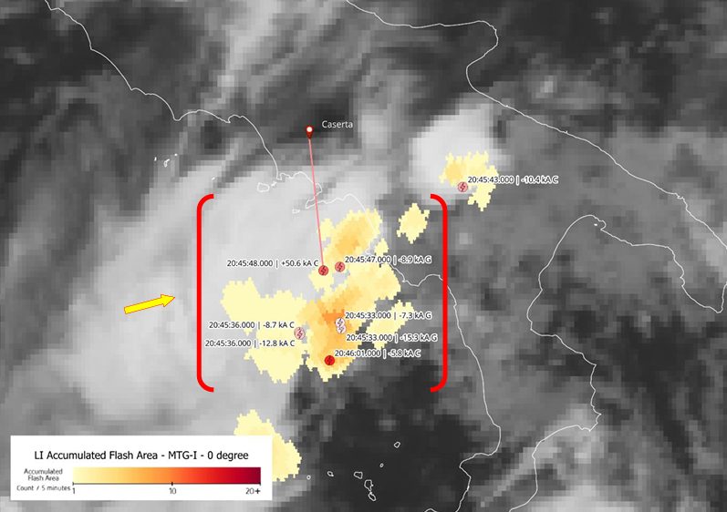 Il sistema temporalesco associato agli sprite. Credit: Nucleo di Rilevamento dei Fenomeni Luminosi Transitori in Atmosfera – Sezione di Caserta dell’Associazione Arma Aeronautica