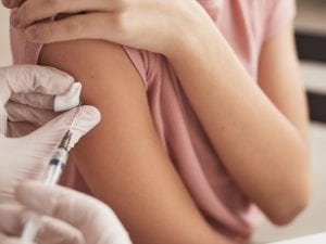 Moderna già al lavoro su un vaccino per l’hantavirus: ma non sarà facile testarlo sul ceppo Andes