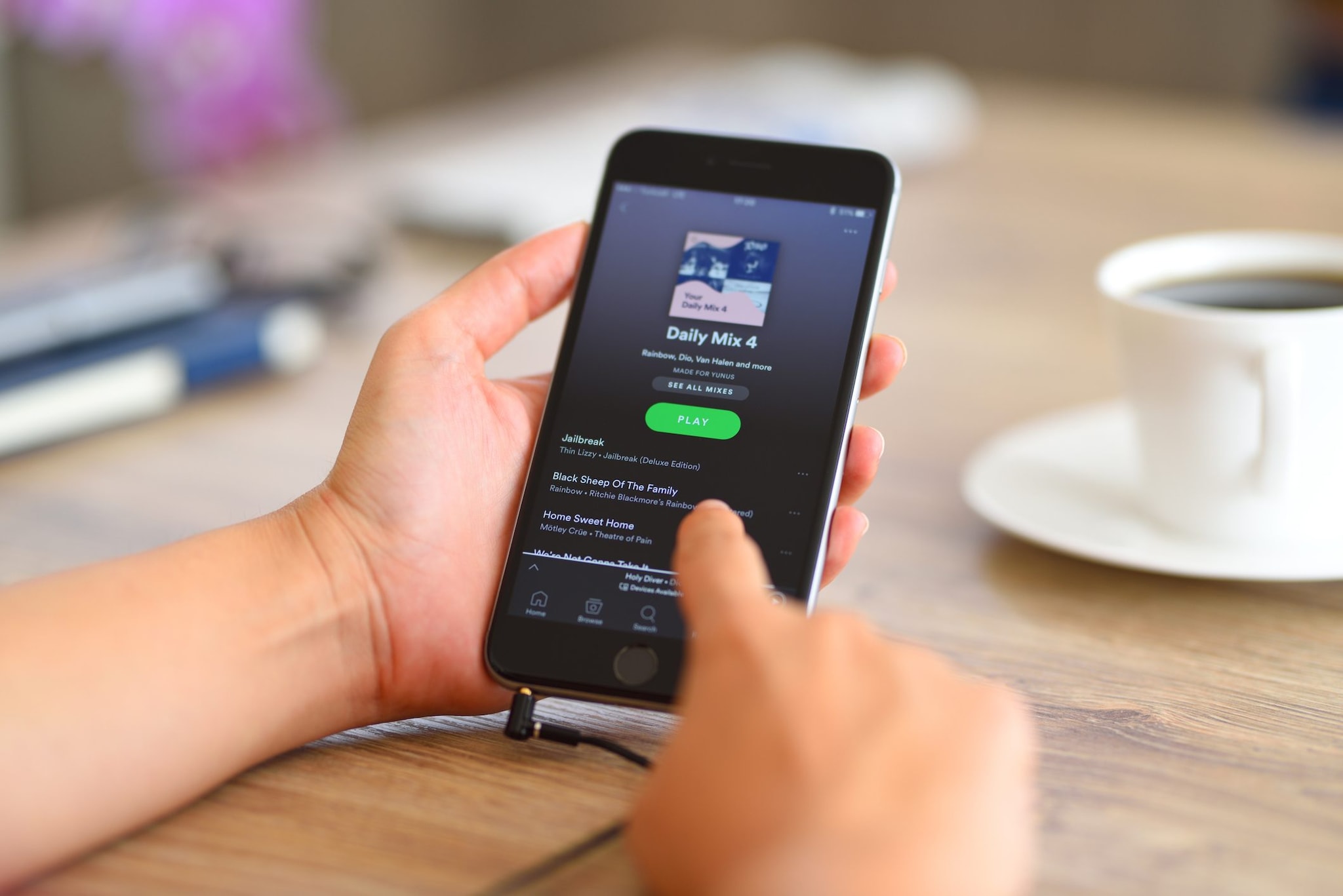 Spotify cambia il modo di accedere all'app: da settembre non si potrà più usare il nome utente