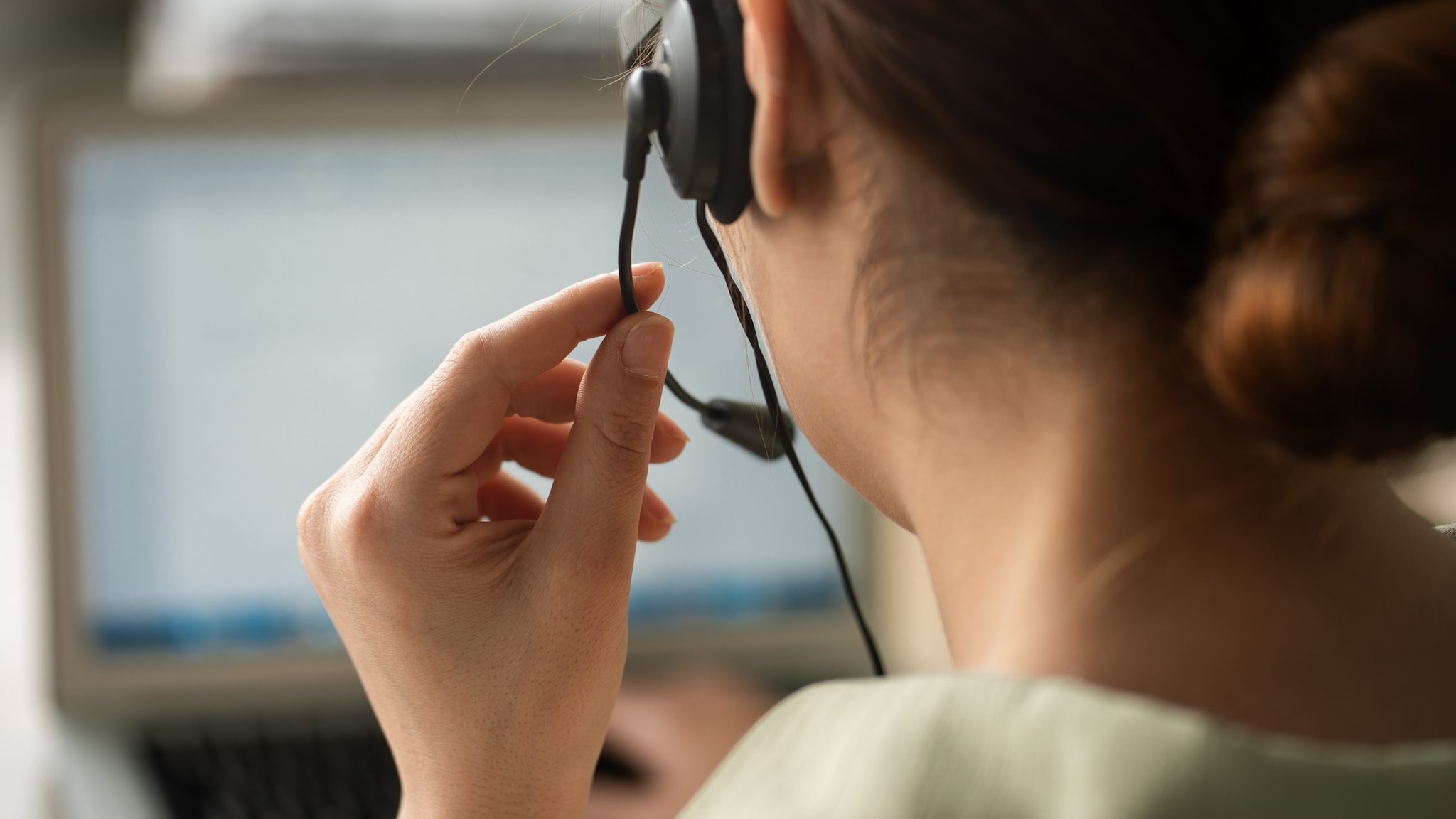 Da oggi 19 giugno stop al telemarketing luce e gas: i call center non potranno più chiamare senza consenso