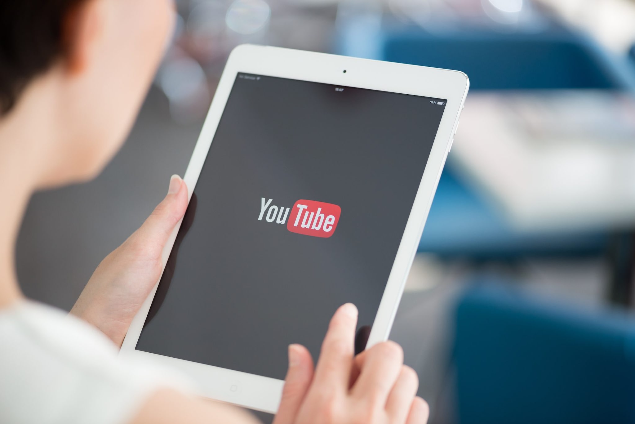 Ora puoi guardare YouTube ma senza pubblicità: DuckDuckGo lancia una nuova funzione gratuita (e controversa)