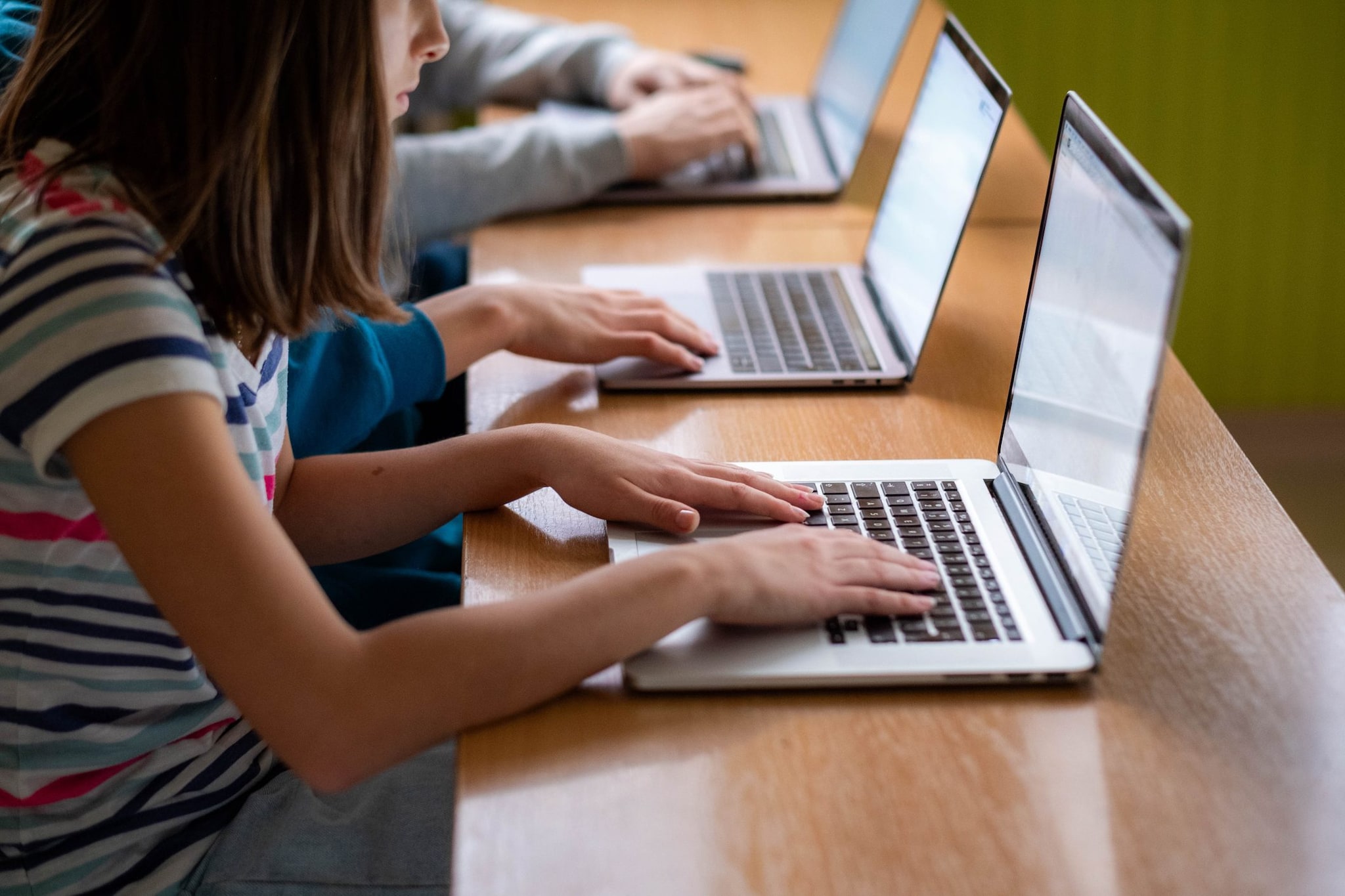 Registro elettronico a scuola, scatta l'obbligo di SPID e CIE: come attivare il servizio