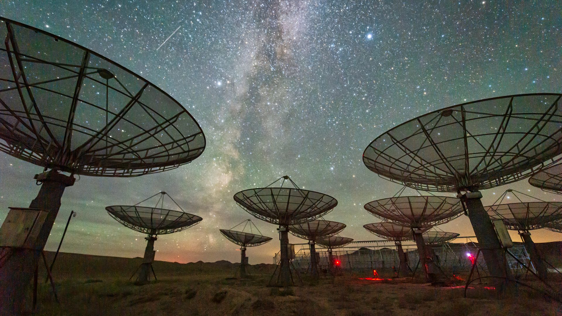 Segnale radio captato per la prima volta da un pianeta esterno al Sistema solare