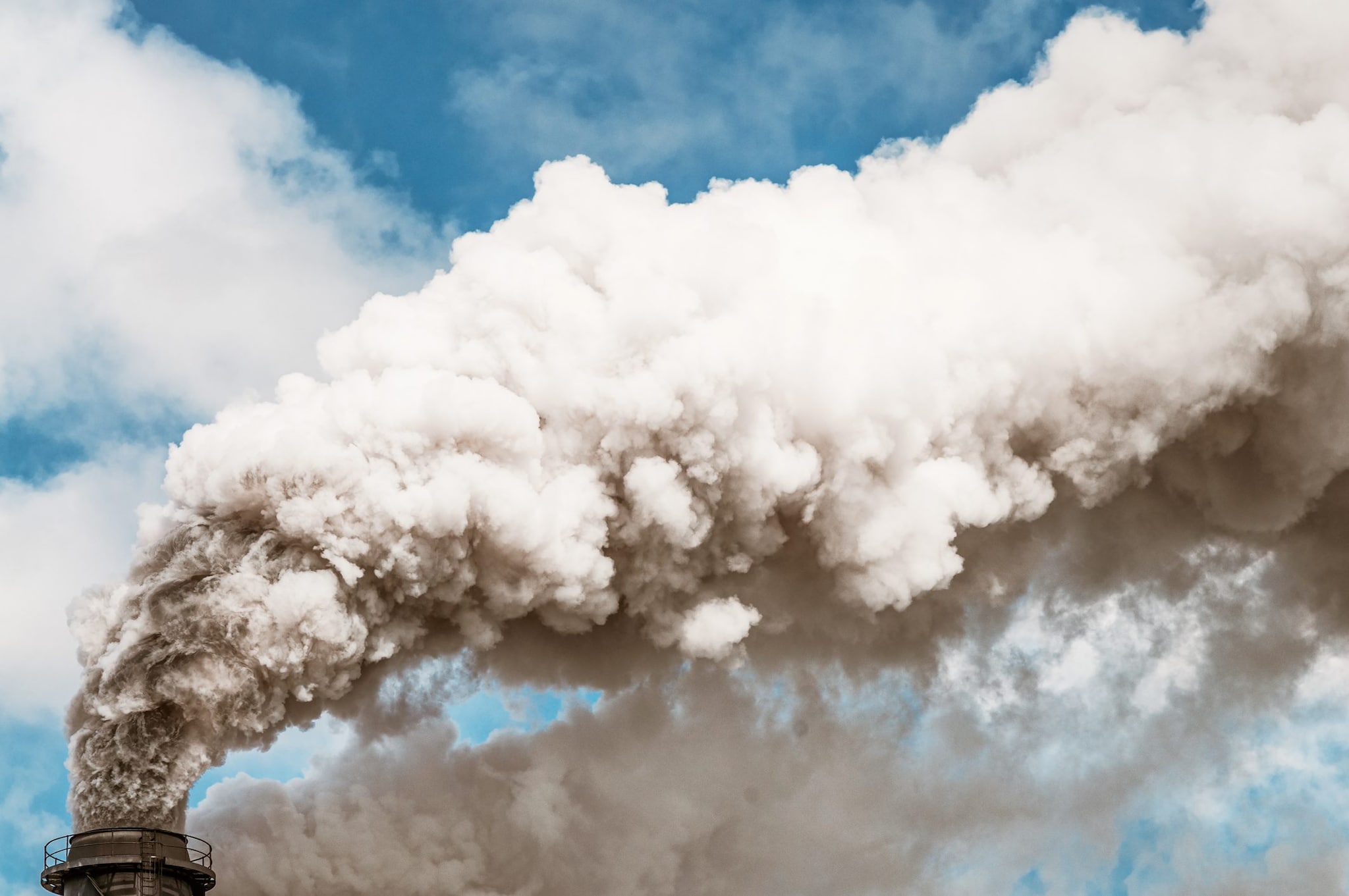 Gas serra ai massimi storici: “Gli effetti sul clima si sentiranno per secoli”