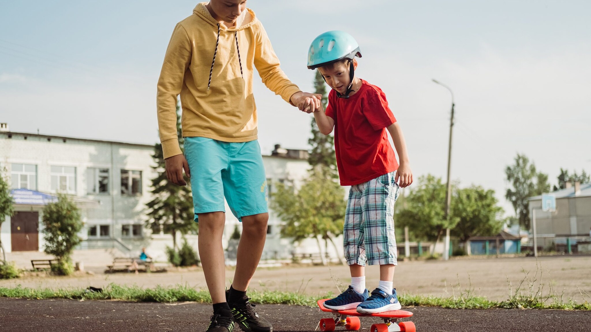 Lo svantaggio dei figli maggiori: uno studio perché nascere per primi non sempre sia un bene