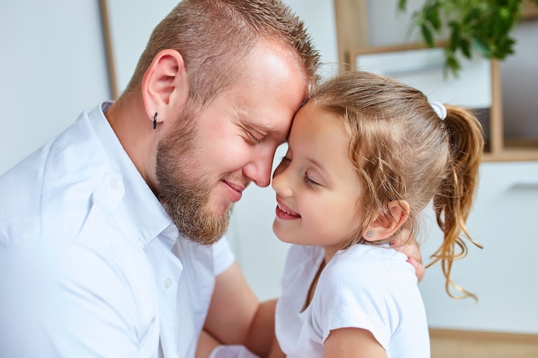 papà bimba affetto