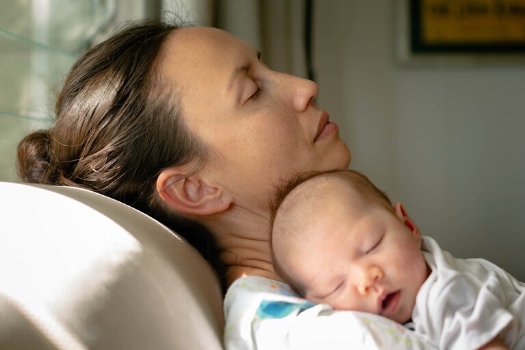 la terapia dell'insonnia riduce la depressione post-partum, dimostra uno studio