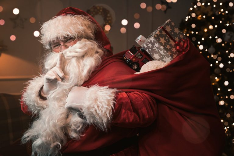 La vera storia di Babbo Natale: chi era Santa Claus e come spiegarlo ai
