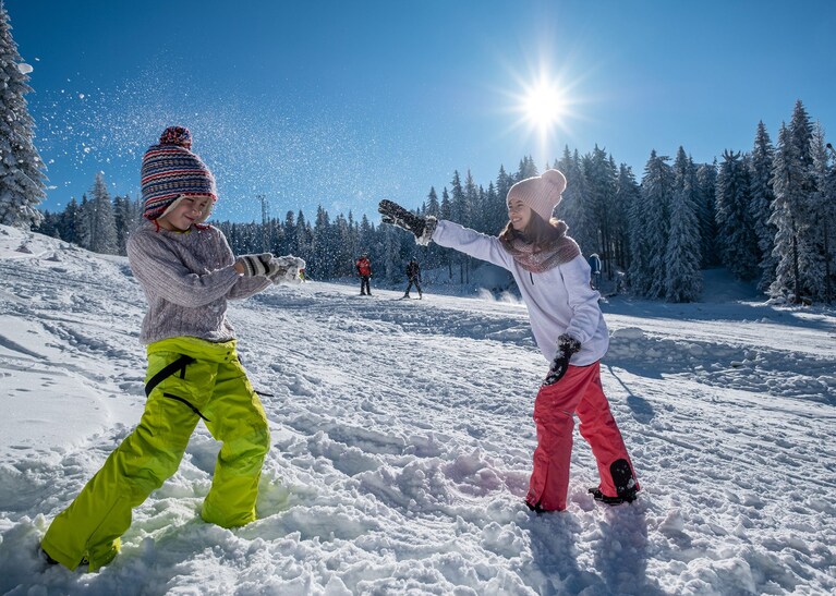 bimbi sulla neve