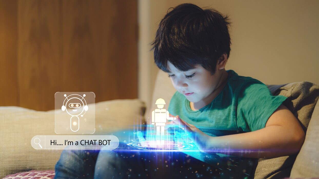 Bimbo intelligenza artificiale