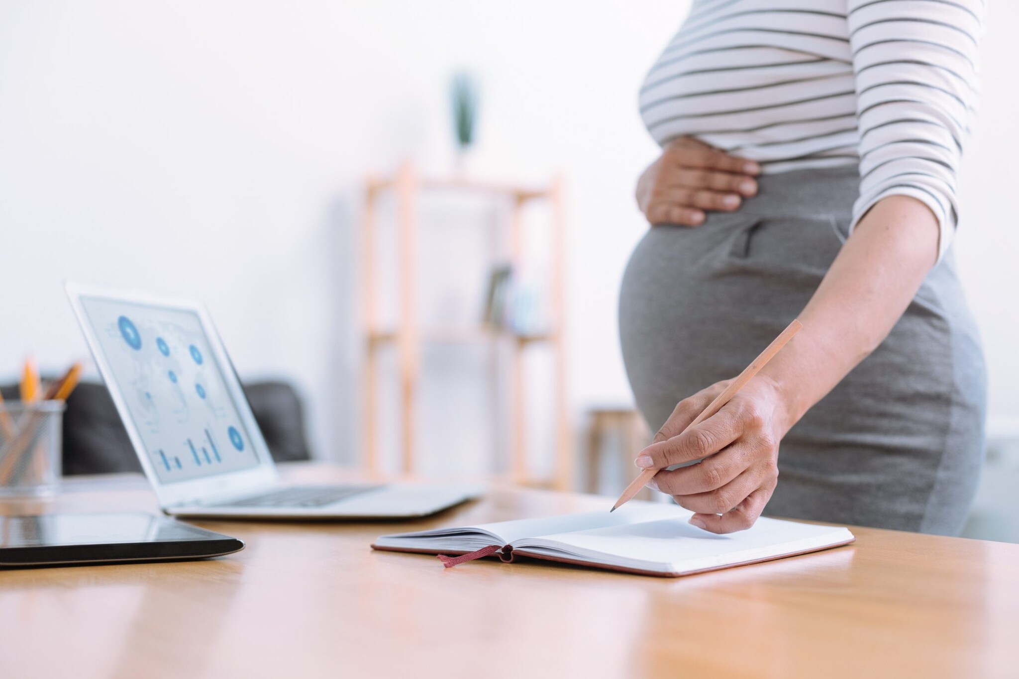 Tra le condizioni mediche che determinano una gravidanza a rischio, anche l’età della gestante può rappresentare un fattore
