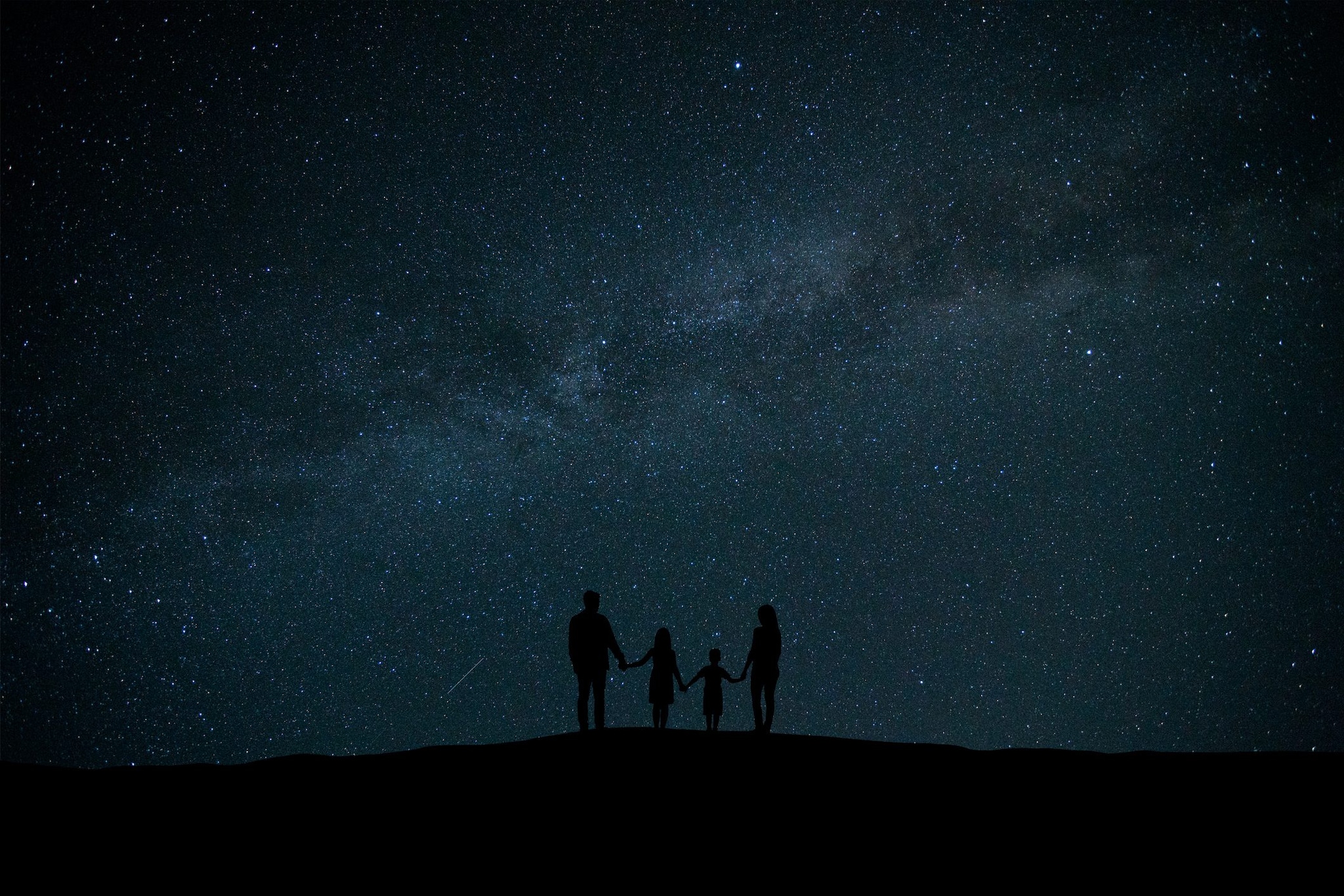 Allontanarsi dalle luci della città è il modo migliore per godersi lo spettacolo delle stelle cadenti