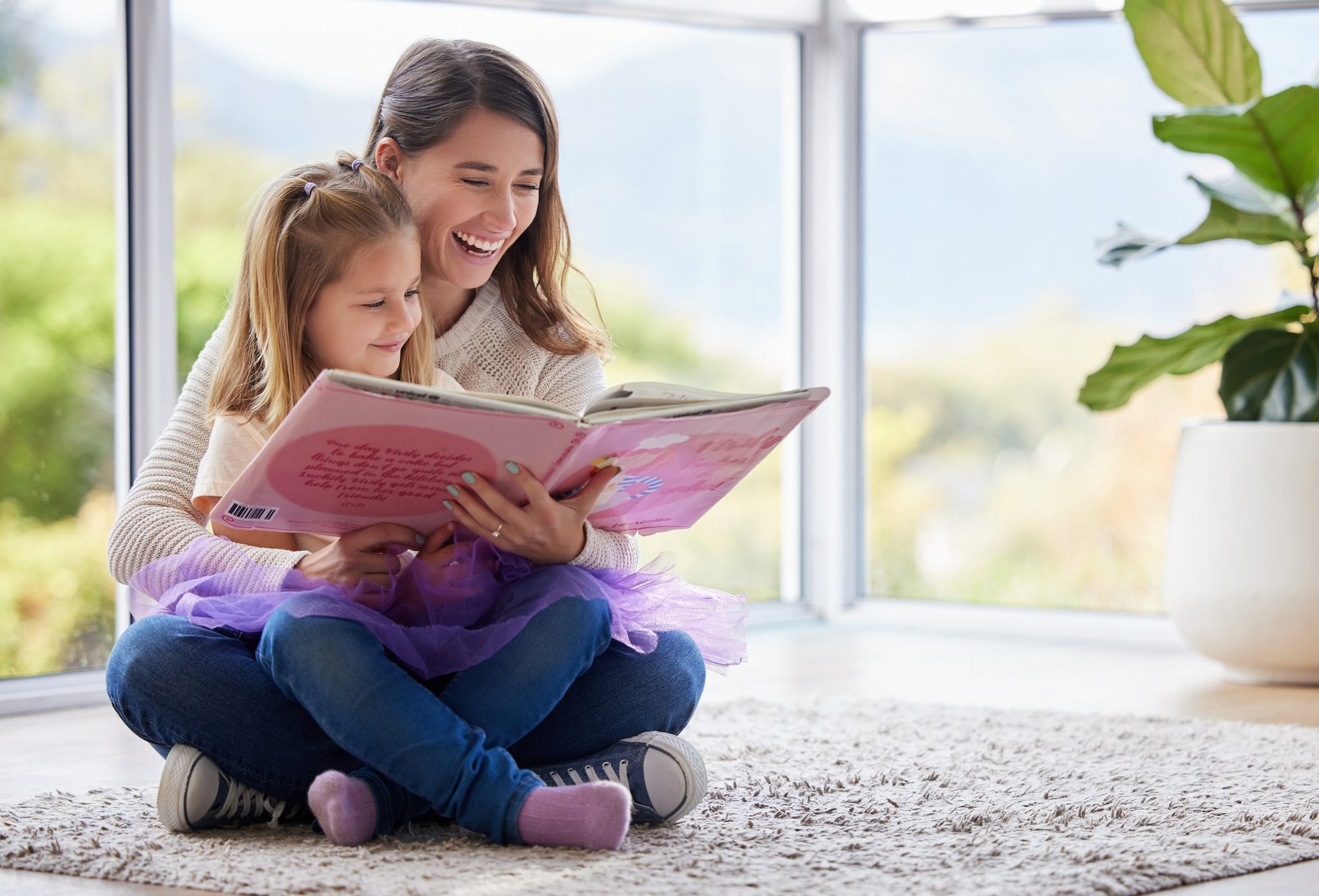 Leggere ad alta voce è il primo e più importante approccio per avvicinare i bambini alla lettura