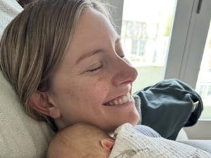 Madre rivela le sei cose che hanno reso migliore la sua seconda maternità: &#8220;Non esiste la formula perfetta&#8221;