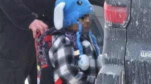 Dalle retate ai centri in mezzo al nulla: che fine fanno i bambini rastrellati dall'ICE di Trump