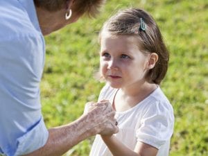 Sconosciuti che sgridano i nostri figli: per la serenità dei bambini l’importante è non alimentare i conflitti