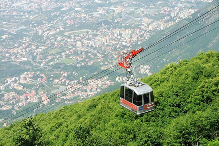 La funivia per raggiungere il Monte Faito