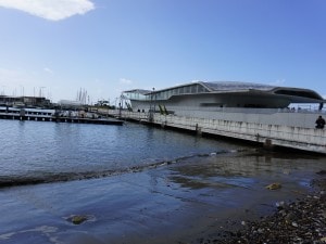 La Stazione marittima di Salerno
