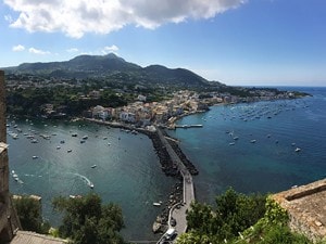 Ischia fotografata dal Castello Aragonese.