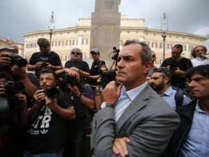23 settembre 2016, manifestazione dei comitati per Bagnoli. Nella foto Luigi De Magistris
