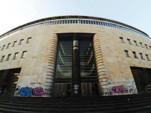 Poste centrali di Napoli in piazza Matteotti