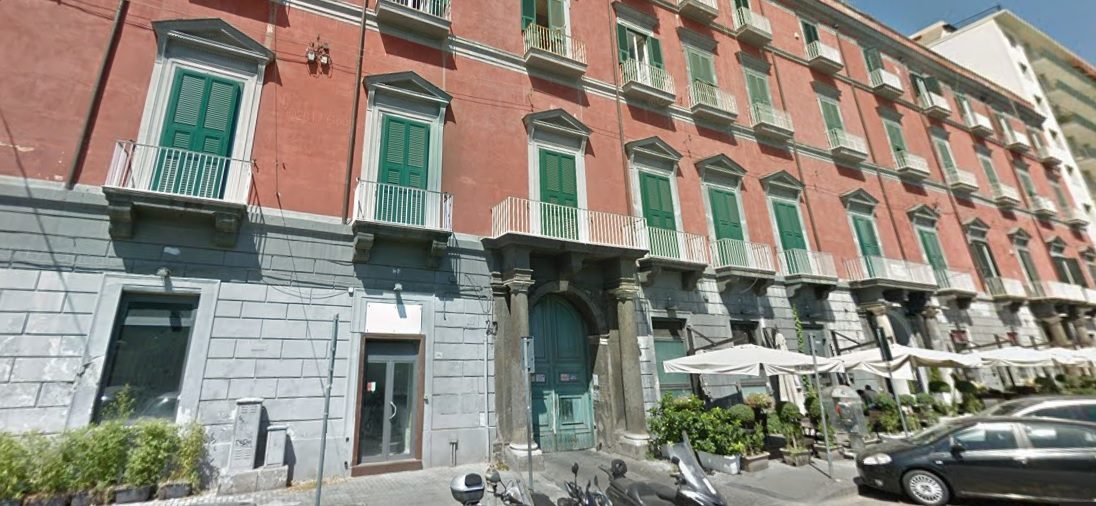 La sede partenopea della Tecno, in via Riviera di Chiaia 270.
