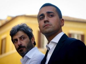 Luigi Di Maio e Roberto Fico, i due pionieri del M5S grillino si sono rivisti a Napoli dopo anni