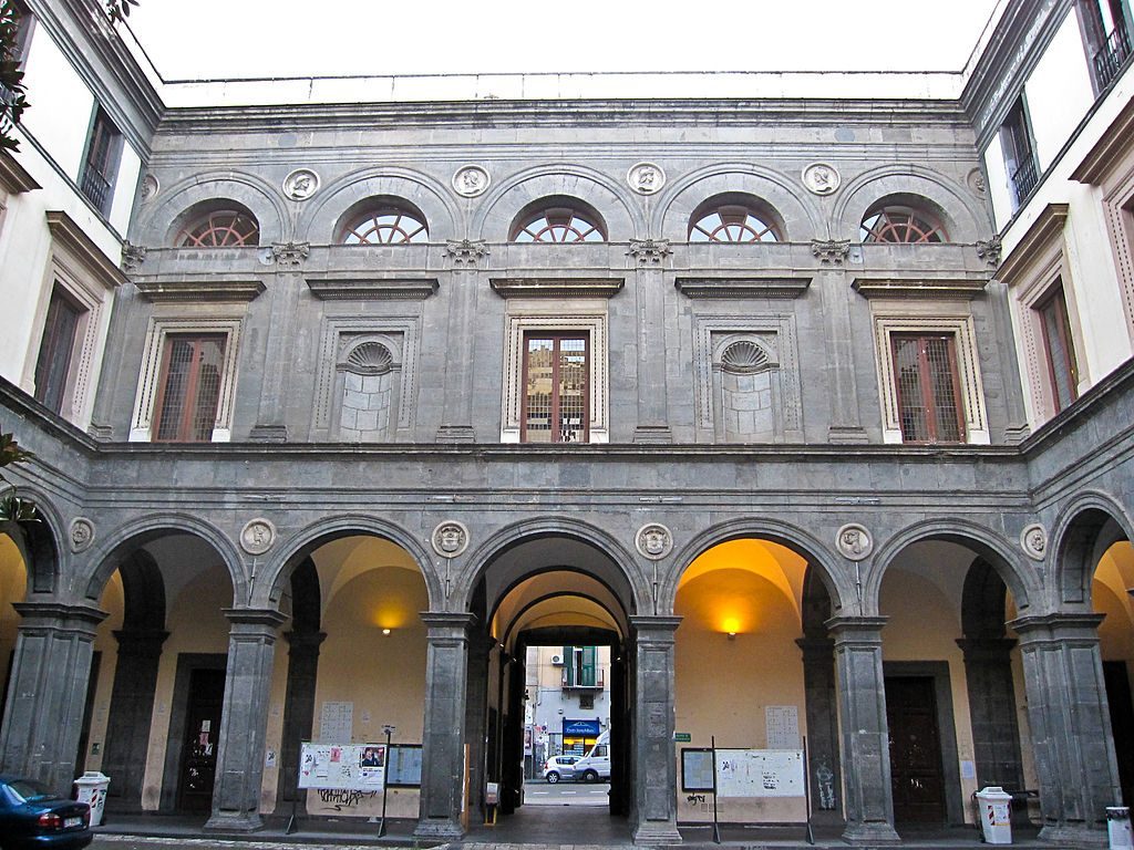Cortile di Palazzo Gravina.
