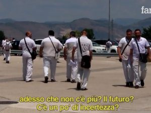 L’ingresso allo stabilimento Vico della FCA a Pomigliano